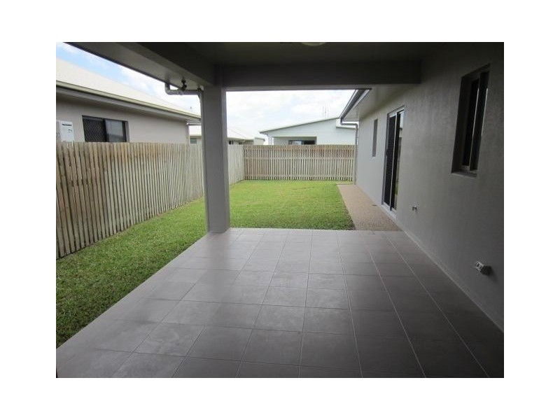 16 Madonis Way, Burdell QLD 4818