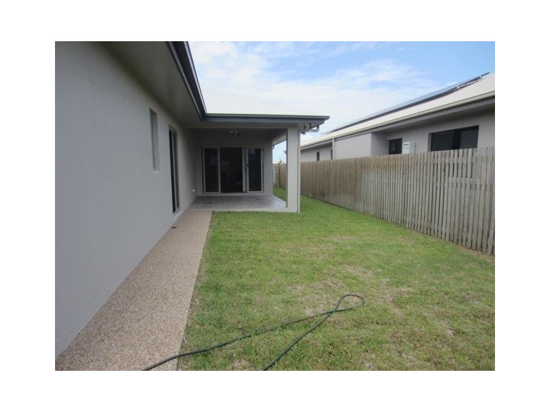 16 Madonis Way, Burdell QLD 4818