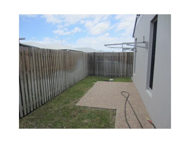 16 Madonis Way, Burdell QLD 4818