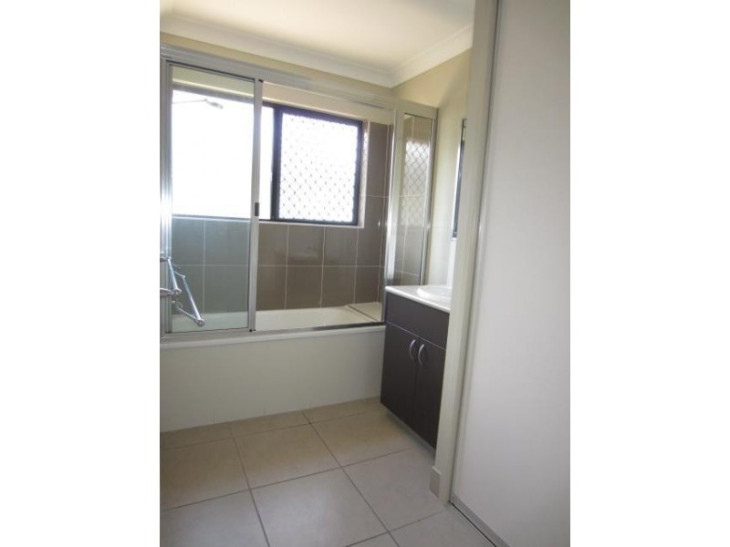 8 Aspley Drive, Kirwan QLD 4817