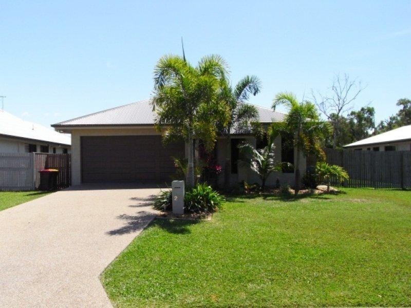 27 Coolaree Drive, Bushland Beach QLD 4818