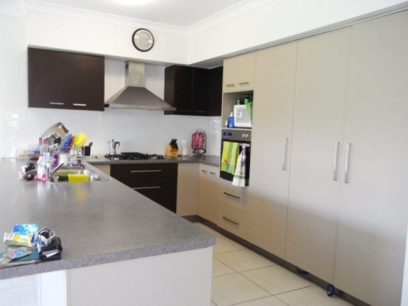 27 Coolaree Drive, Bushland Beach QLD 4818