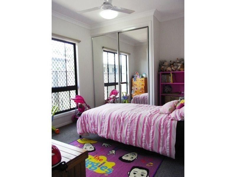 27 Coolaree Drive, Bushland Beach QLD 4818