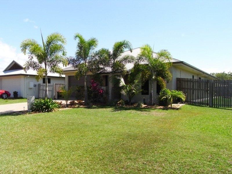 27 Coolaree Drive, Bushland Beach QLD 4818