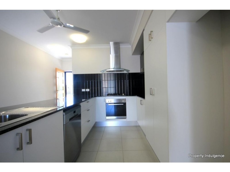 10 Madonis Way, Burdell QLD 4818