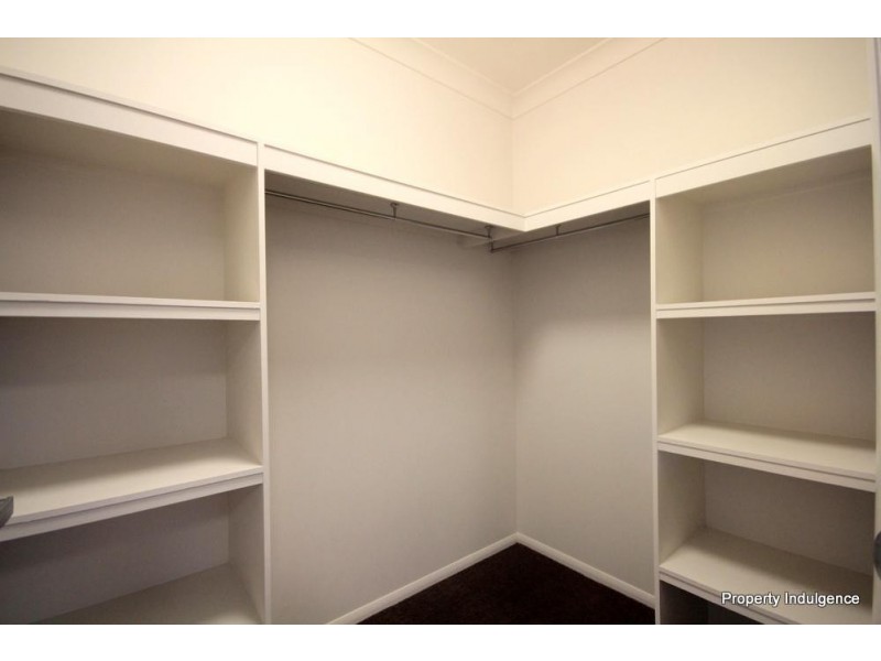 10 Madonis Way, Burdell QLD 4818