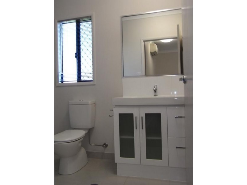 10 Madonis Way, Burdell QLD 4818