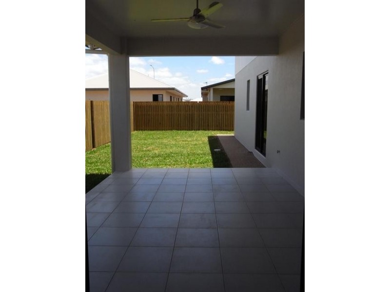 10 Madonis Way, Burdell QLD 4818