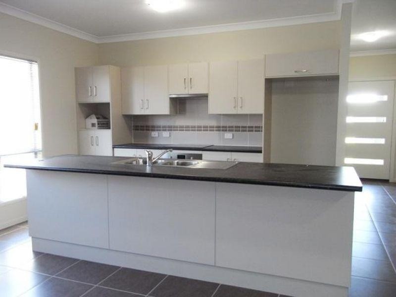 14 Apollonia Street, Burdell QLD 4818