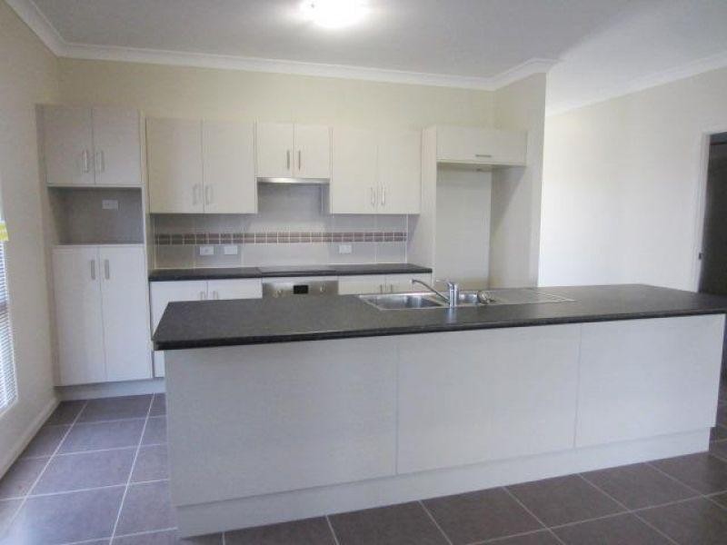 14 Apollonia Street, Burdell QLD 4818