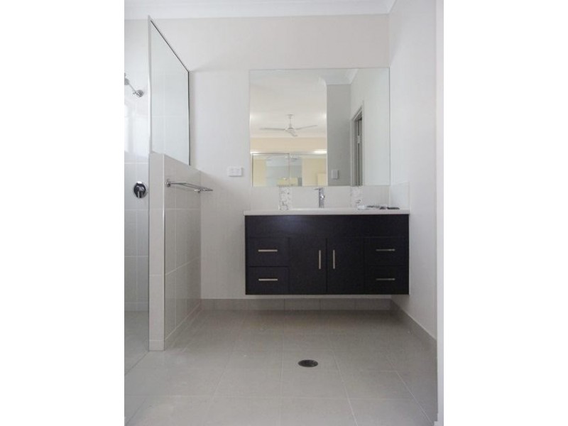 12 Tobias Avenue, Burdell QLD 4818