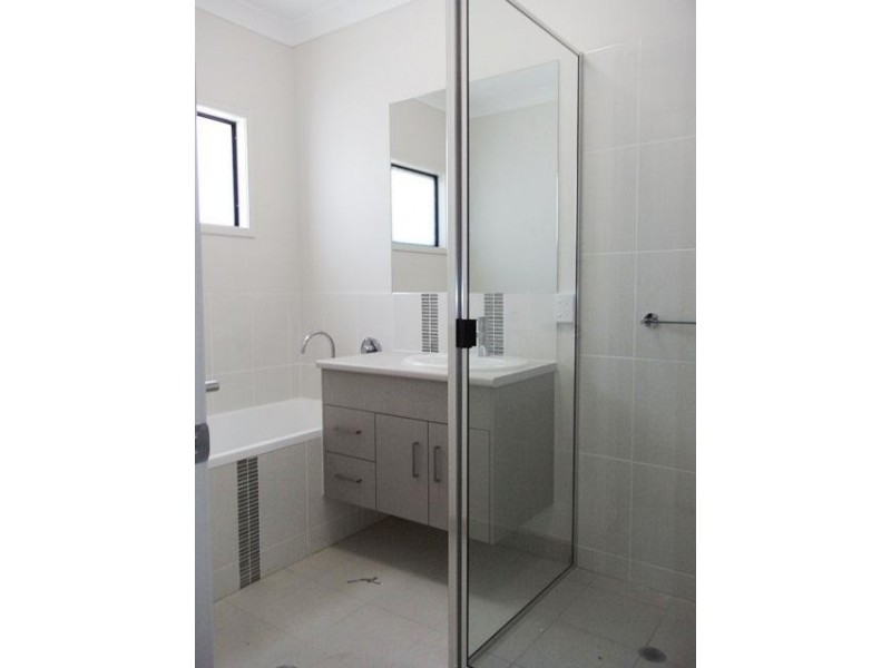 12 Tobias Avenue, Burdell QLD 4818