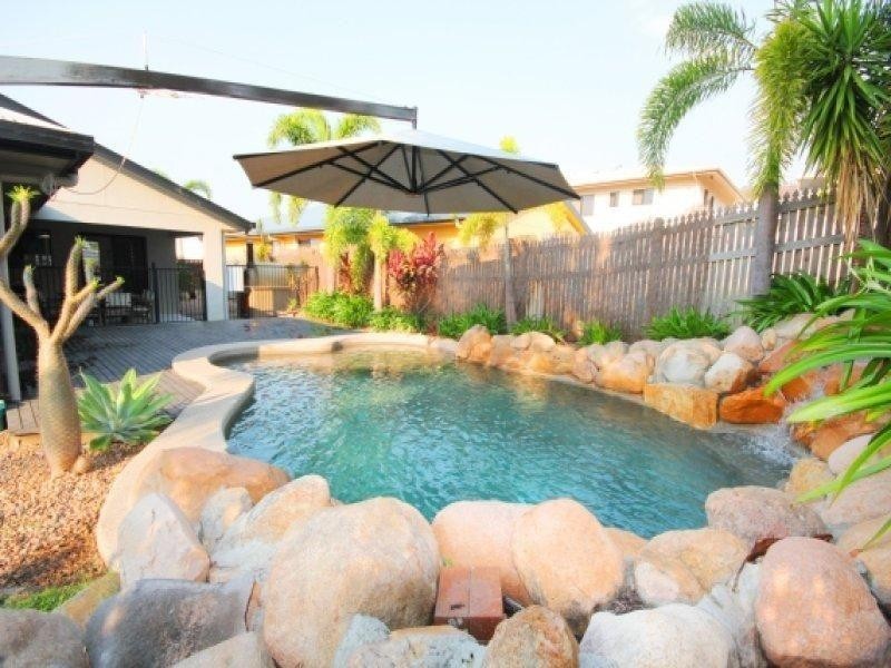 Mount Louisa QLD 4814