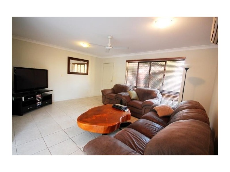 29 Timbury Way, Mount Louisa QLD 4814