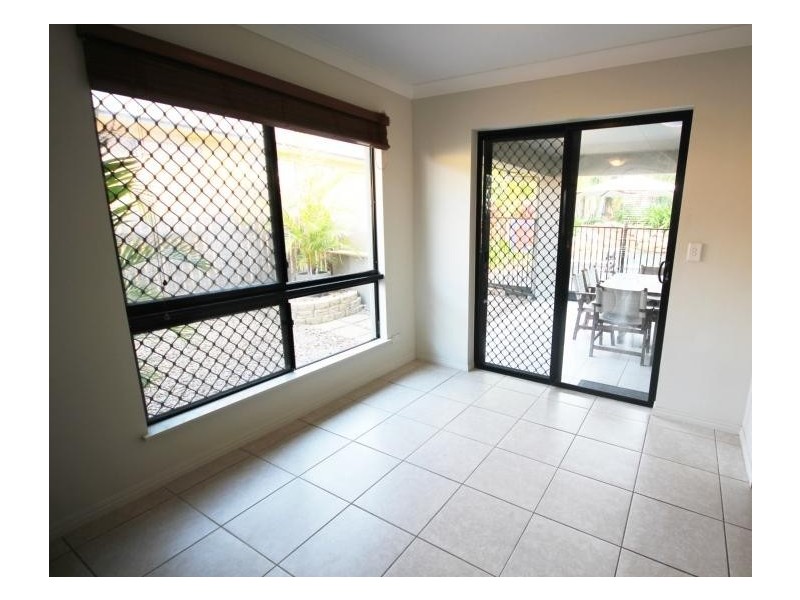 29 Timbury Way, Mount Louisa QLD 4814