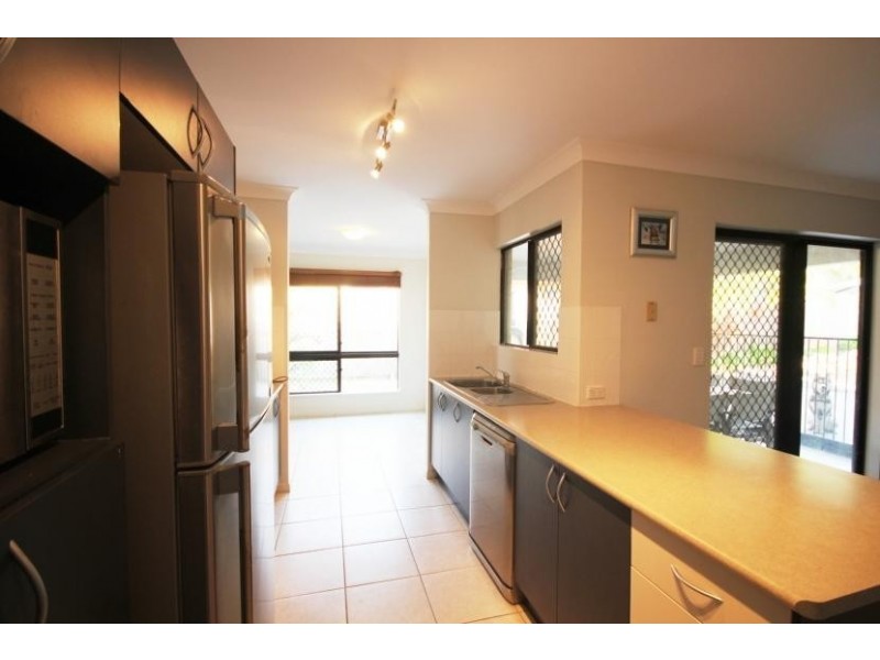 29 Timbury Way, Mount Louisa QLD 4814