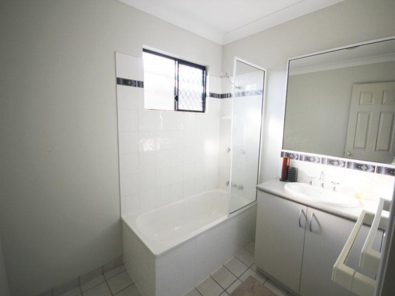 Mount Louisa QLD 4814