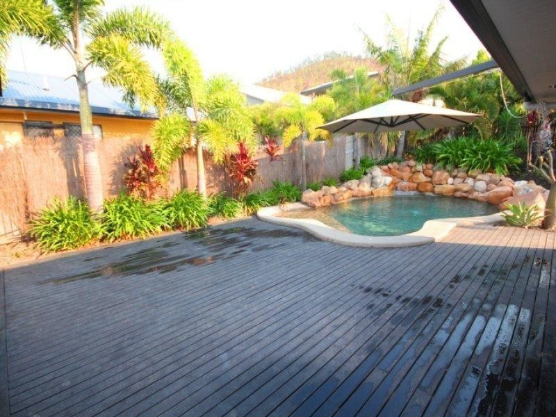 Mount Louisa QLD 4814