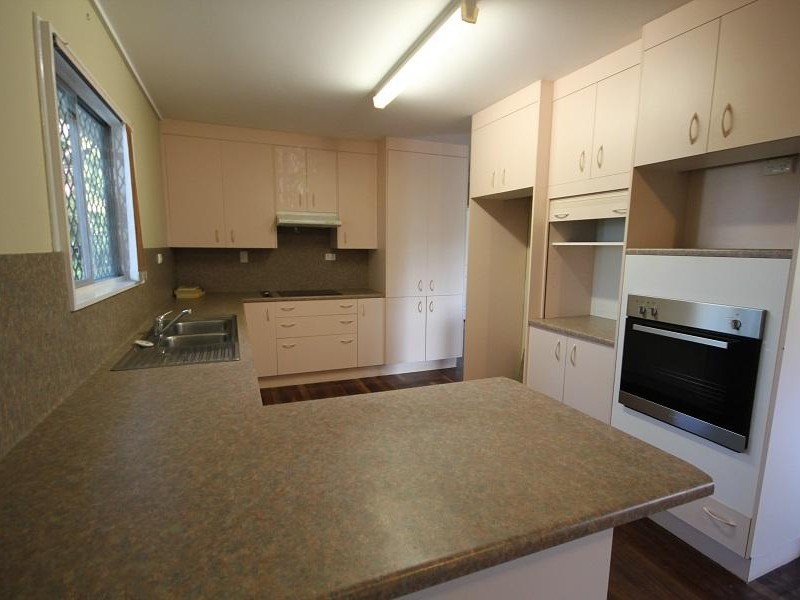 4 Camira Avenue, Cranbrook QLD 4814