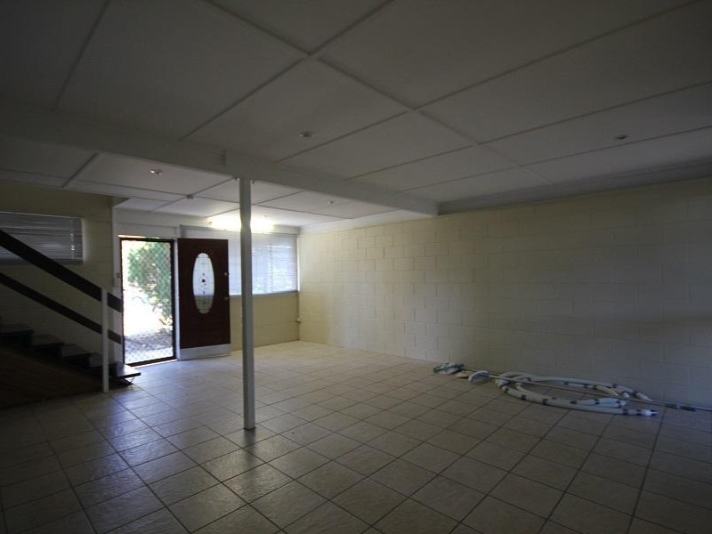 4 Camira Avenue, Cranbrook QLD 4814