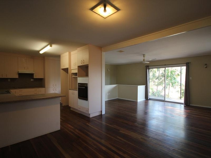 4 Camira Avenue, Cranbrook QLD 4814