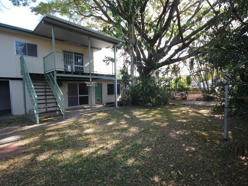 4 Camira Avenue, Cranbrook QLD 4814