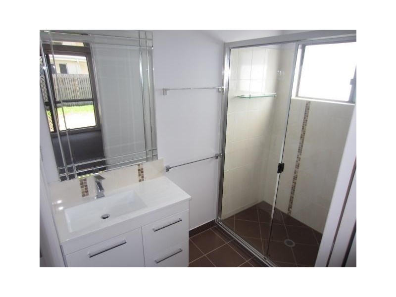 50 Iona Avenue, Burdell QLD 4818