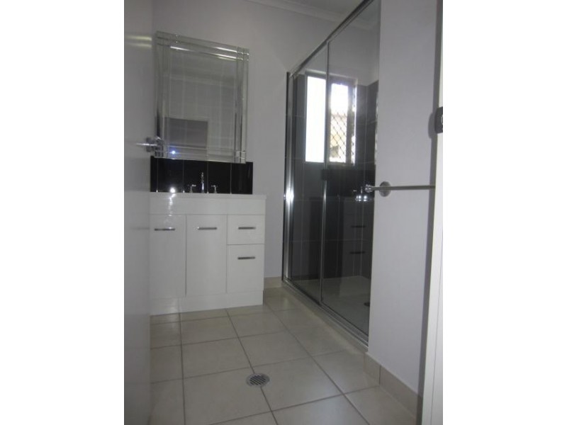 50 Iona Avenue, Burdell QLD 4818