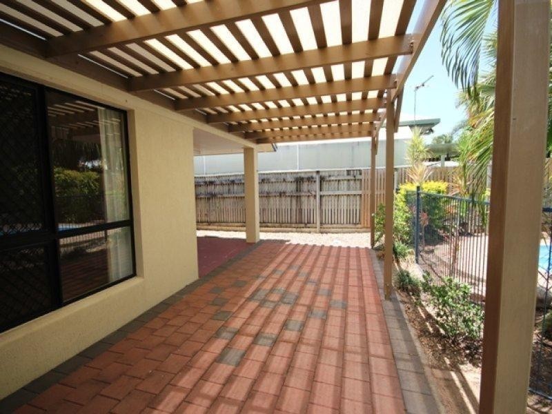 48 Regatta Crescent, Douglas QLD 4814