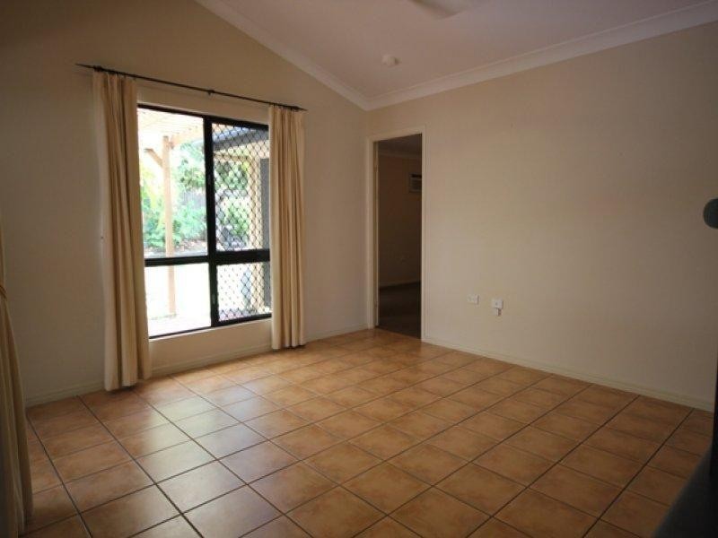 48 Regatta Crescent, Douglas QLD 4814