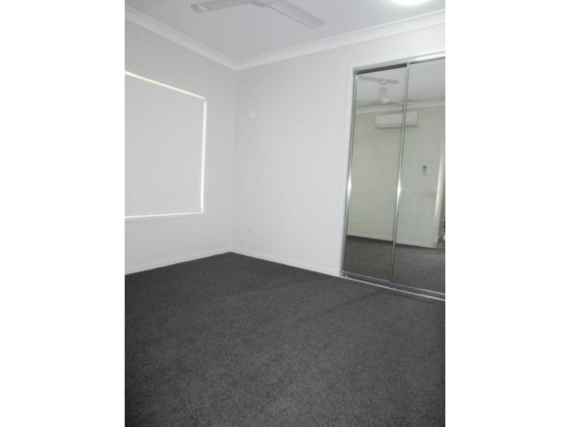 11 Laysan Street, Burdell QLD 4818