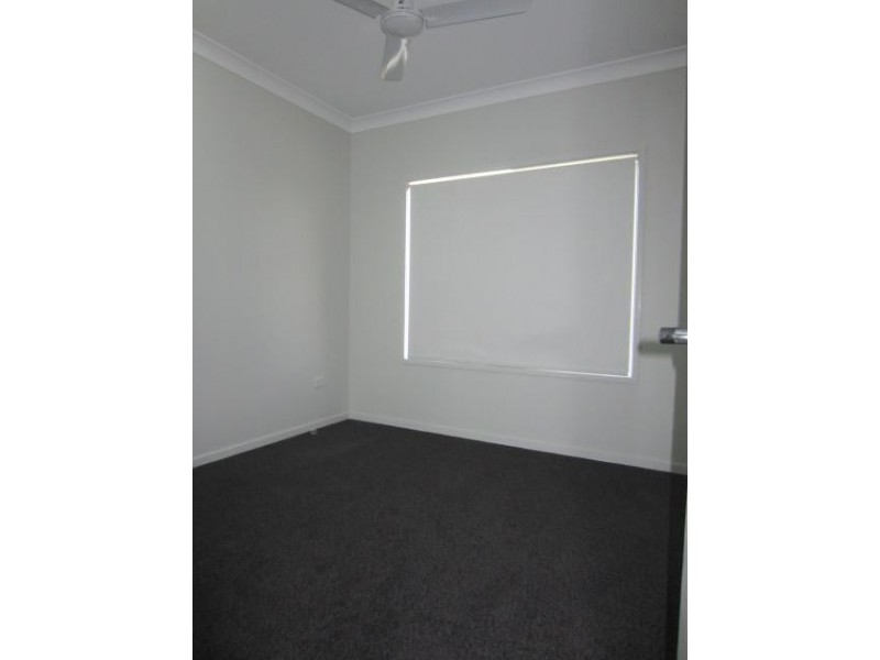 11 Laysan Street, Burdell QLD 4818