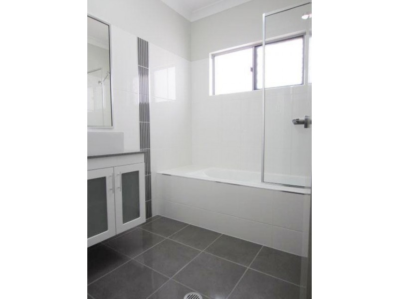 11 Laysan Street, Burdell QLD 4818