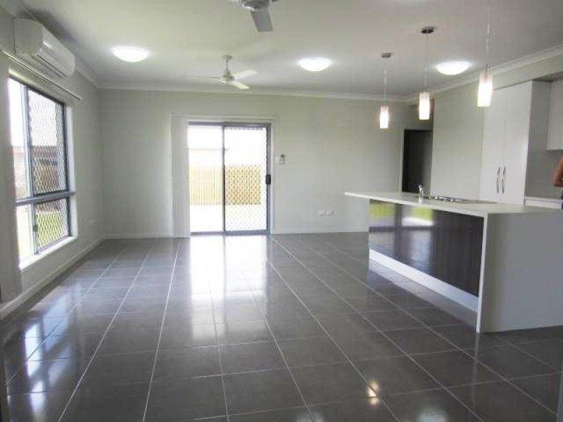 11 Laysan Street, Burdell QLD 4818