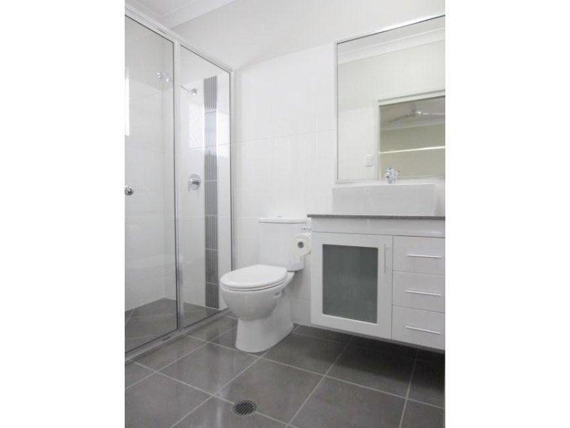 11 Laysan Street, Burdell QLD 4818