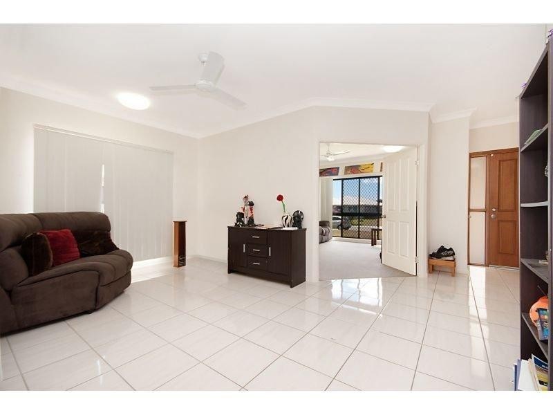 14 Kroymans Drive, Mount Louisa QLD 4814