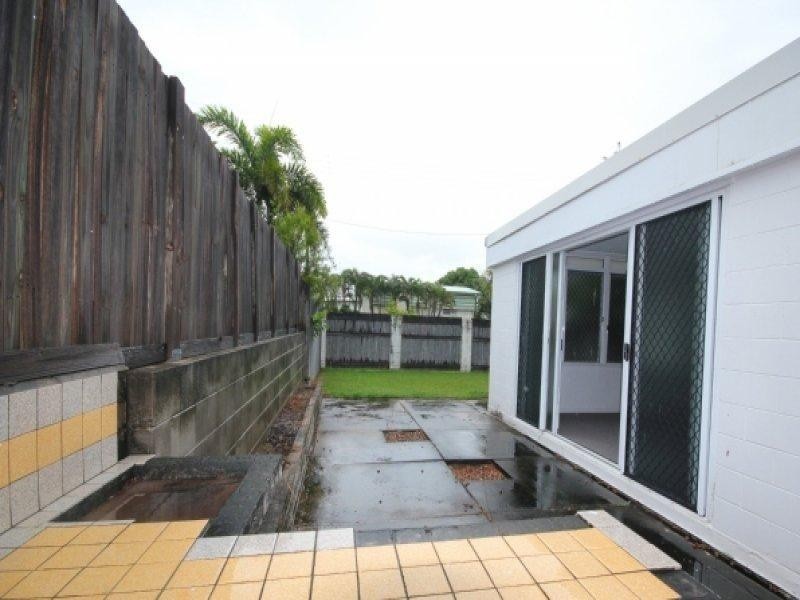 153 Charles Street, Heatley QLD 4814