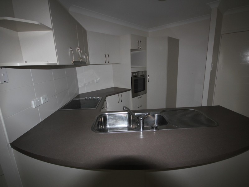 30 Daintree Drive, Bushland Beach QLD 4818