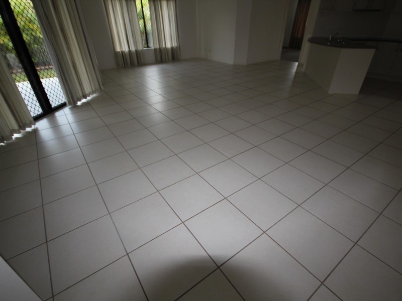 30 Daintree Drive, Bushland Beach QLD 4818