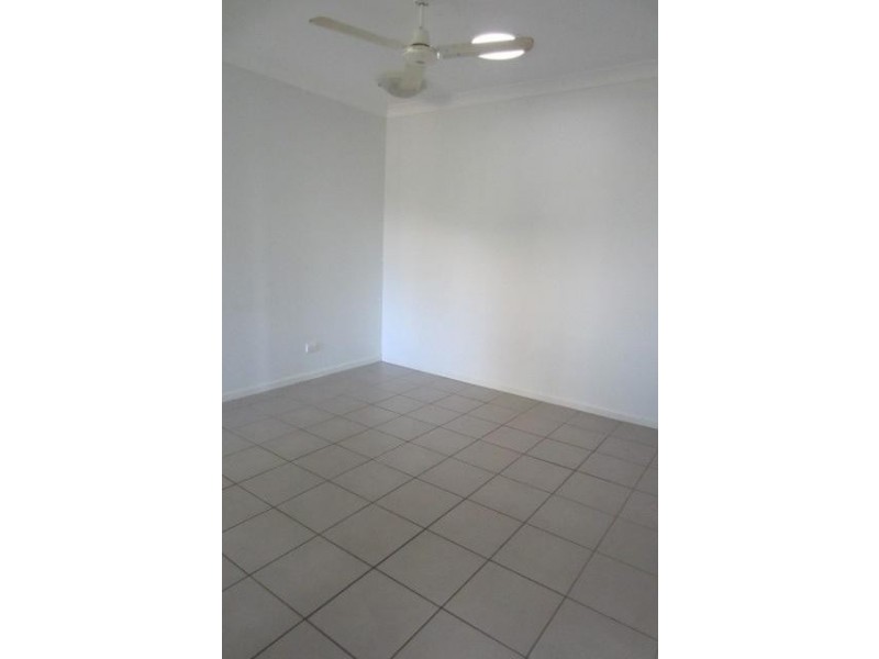 1/7 Crista Court, Kelso QLD 4815