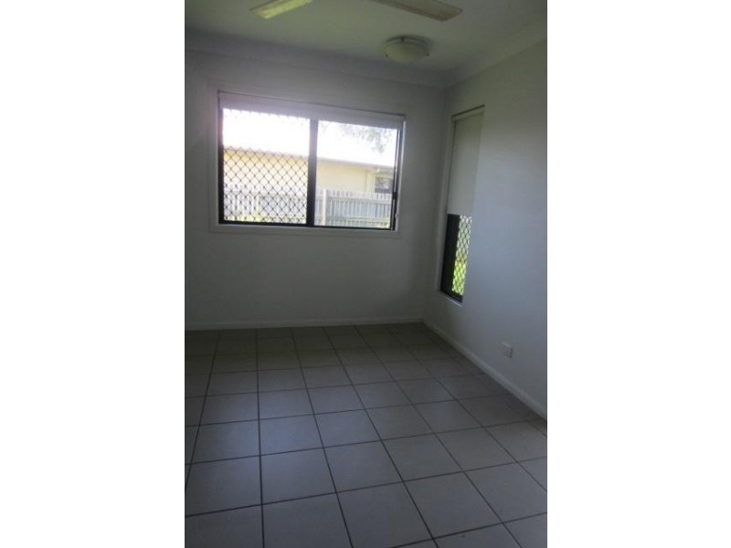 1/7 Crista Court, Kelso QLD 4815