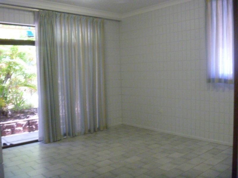 2/270 Walker Street, Townsville City QLD 4810