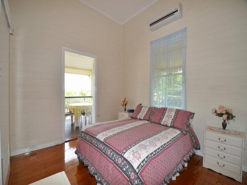 23 Perkins Street, South Townsville QLD 4810