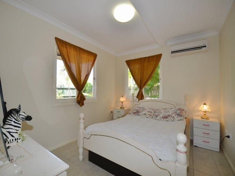 23 Perkins Street, South Townsville QLD 4810