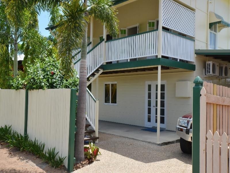 23 Perkins Street, South Townsville QLD 4810