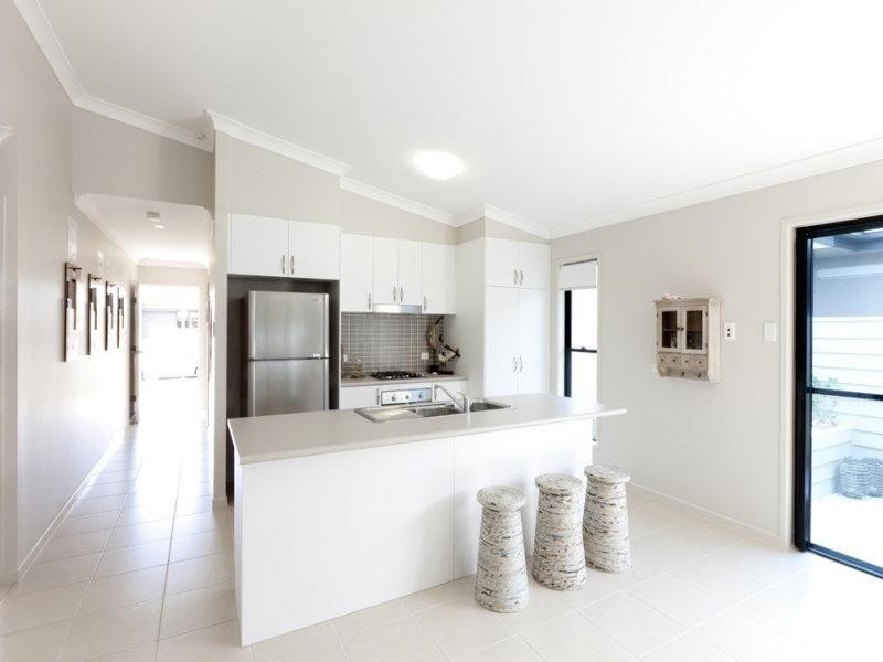 9 Kahana Avenue, Burdell QLD 4818