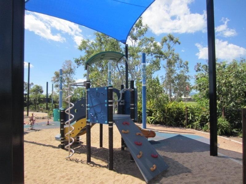 9 Kahana Avenue, Burdell QLD 4818