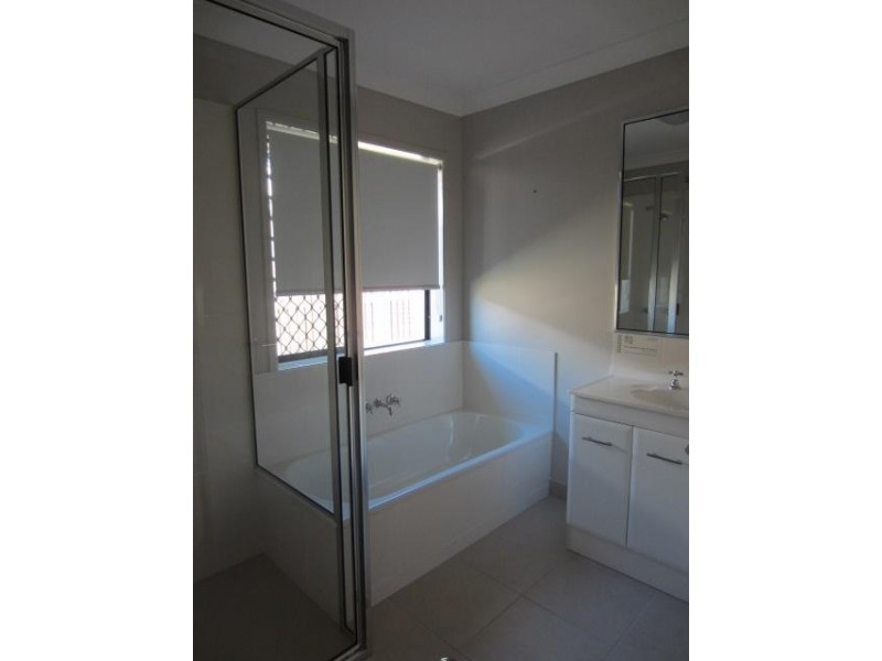 9 Kahana Avenue, Burdell QLD 4818