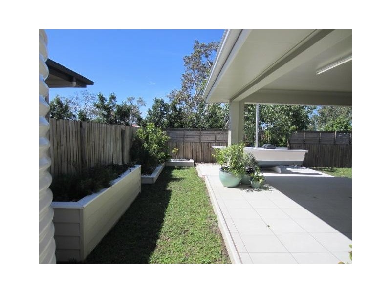 9 Kahana Avenue, Burdell QLD 4818