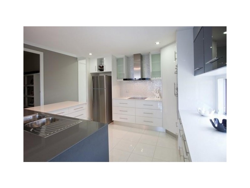 19 Kahana Avenue, Burdell QLD 4818